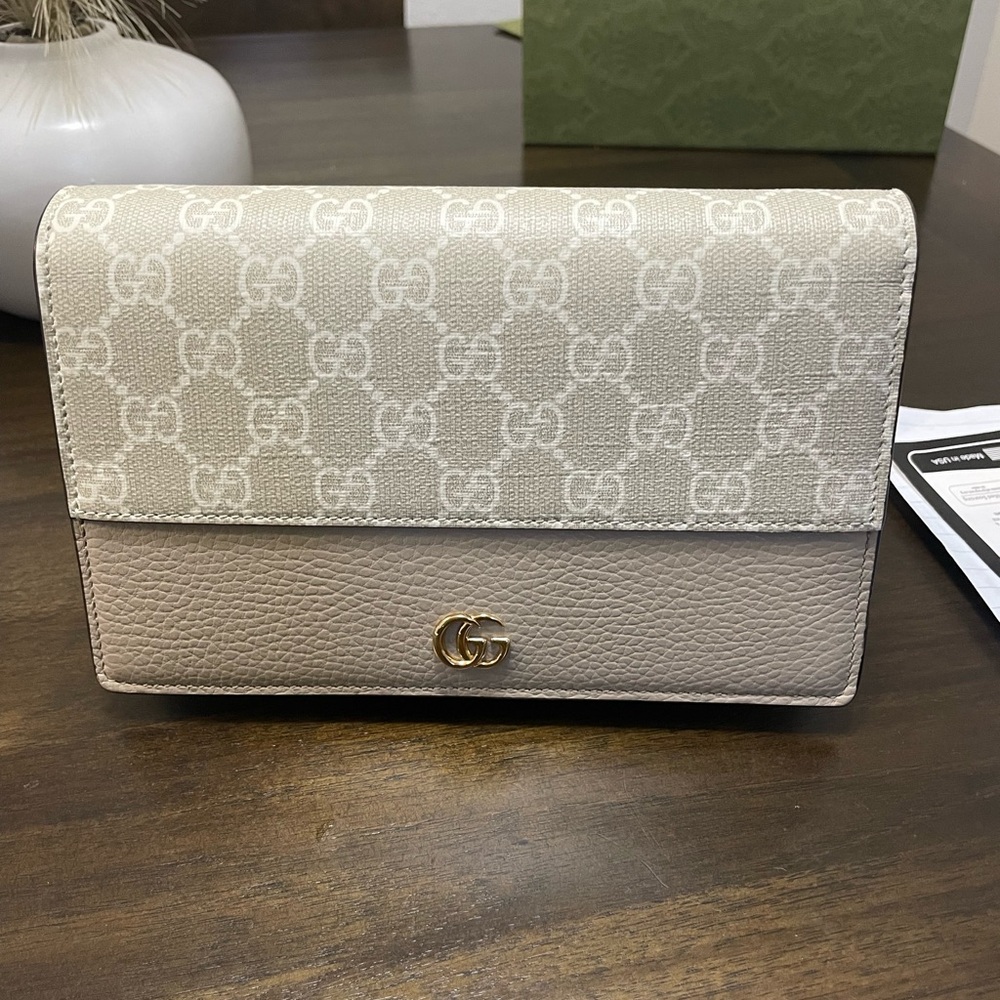Gucci purse